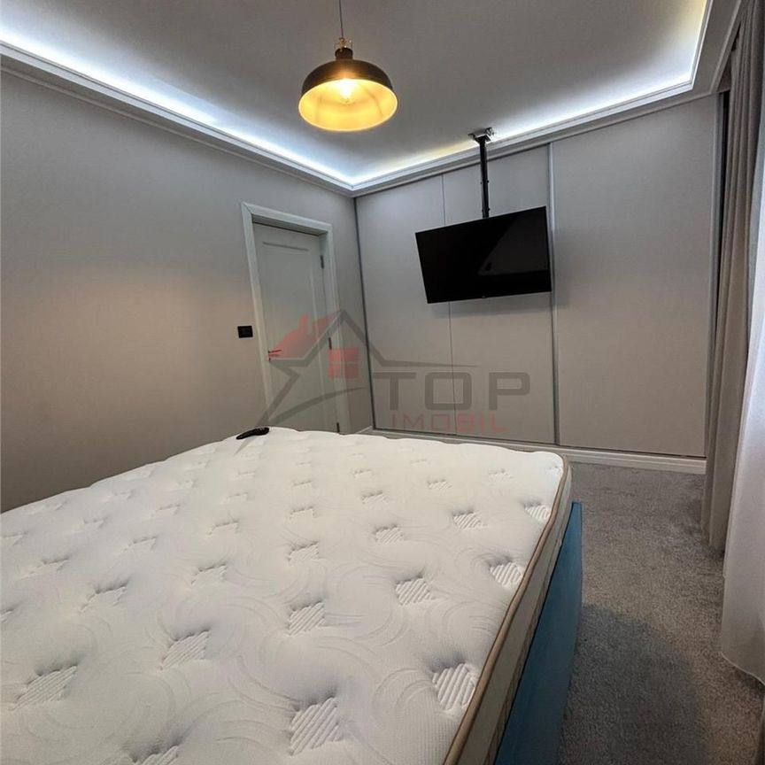 Inchiriere Apartament cu 3 camere Podu Ros - Photo 1