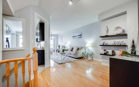 For Lease - 8 Townwood Drive Unit# 30, Richmond Hill, Ontario - Photo 5