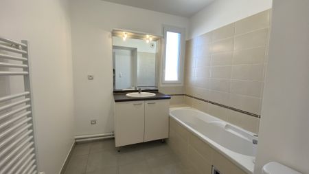 Location Appartement 2 pièces 43m² CASTELNAU LE LEZ 34170 - Photo 5