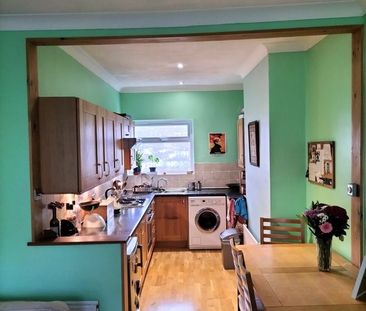 2 Bed Maisonette, Wakefield Road, BN2 - Photo 1