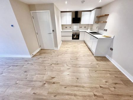 2 bedroom apartment to rent - Photo 3