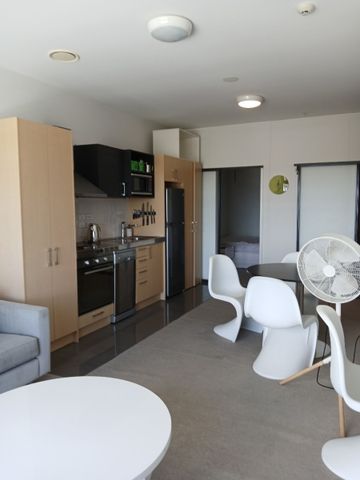 Putney Way Apartment in the Heart of Manukau CBD - Photo 3