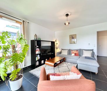 Location Appartement 2 pièces 51m² TASSIN LA DEMI LUNE 69160 - Photo 2