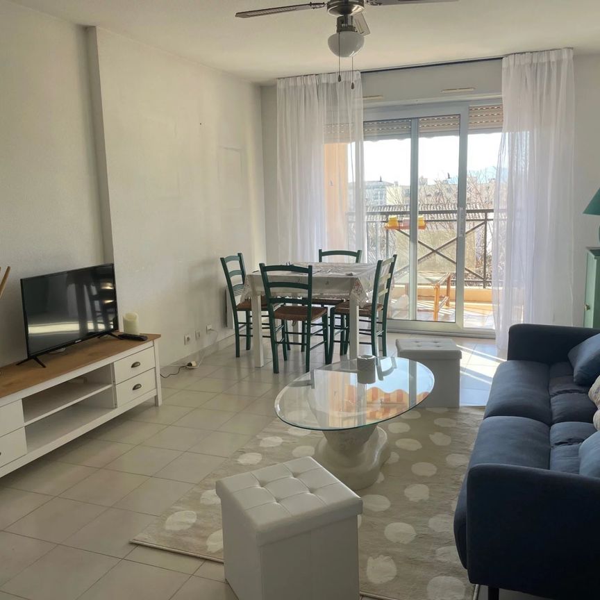 Location Appartement 2 pièces 47m² CANNES 06150 - Photo 1