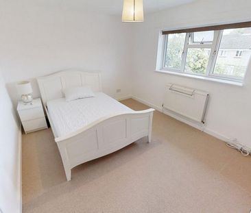 1 bedroom in a house share to rent - Photo 6