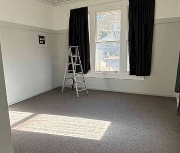 Newly renovated One bedroom Apartment close to CBD - Photo 5