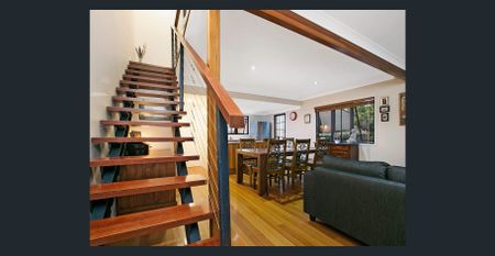 SHORT TERM LEASE ONLY. 3 MONTH TERM AVAILABLE. - Photo 5