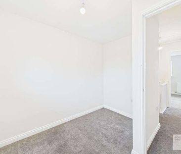 Gravenmoor Drive :: Manchester, M7 - Photo 4