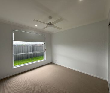 26 Marlowe Avenue, Anambah, NSW 2320 - Photo 4