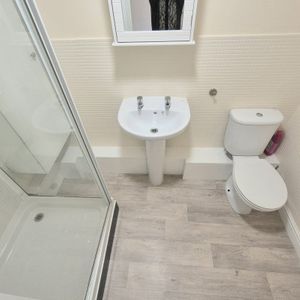 Cumberland Close - Photo 3