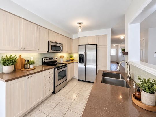 For Lease - 19 Sivyer Crescent, Ajax, Ontario - Photo 1