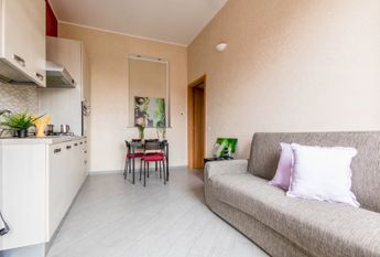 Intimate and nice single room in Via Pezzotti