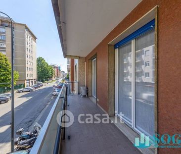 Quadrilocale in Affitto in Via Emilio Morosini 40 a Milano - Photo 4