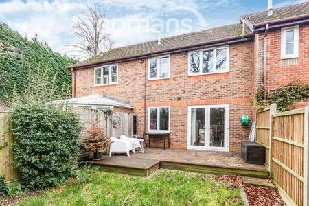 Bell House Gardens, Wokingham, RG41 - Photo 5