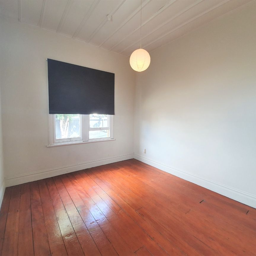 Onehunga - One bedroom unit - Photo 1