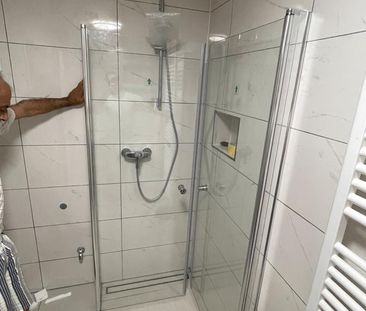 Helle Souterrain Wohnung für Stundenten - Photo 1