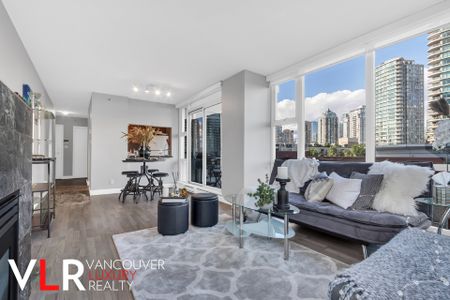 Condo in Downtown Vancouver, BC - Photo 3