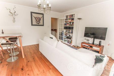 3 bedroom terraced house to rent - Photo 3