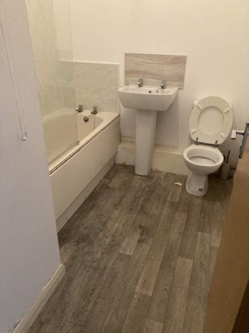 Flat 2, Ty Naba. - Photo 4