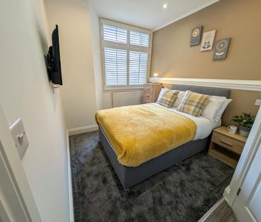 1 bedroom in a house share to rent - Photo 3