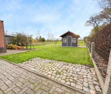 Charmante rustig gelegen woning met ruime tuin en garage! - Photo 5