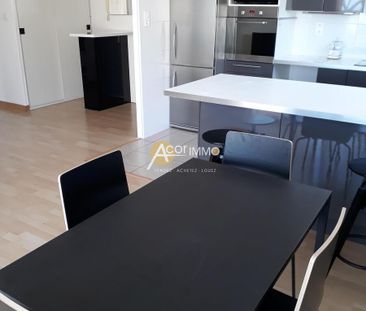 Location Appartement 2 pièces 48m² LA SEYNE SUR MER 83500 - Photo 1
