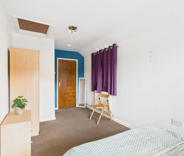 1 bedroom in a house share to rent - Photo 5