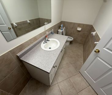 For Lease - 900 15TH Side Road Unit# LOWER, King, Ontario - Photo 3