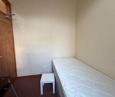 2, 35 Wellesley Avenue, Belfast, BT9 6DG - Photo 2