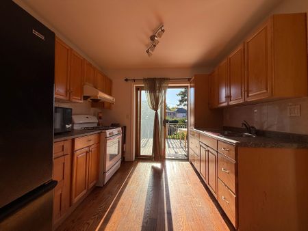 For Lease - 64 Bicknell Avenue, Toronto, Ontario - Photo 4