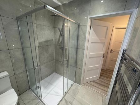 2 bedroom maisonette to rent - Photo 4