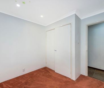 154 Currie Street, Warnbro, WA 6169 - Photo 3