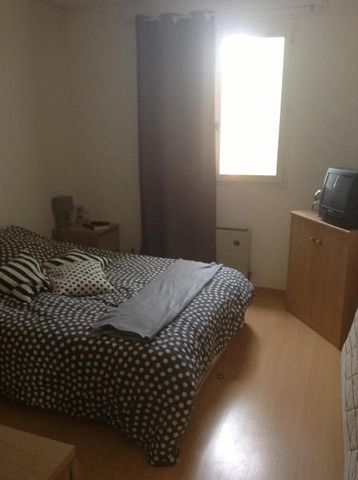 Location Appartement 3 pièces 78m² DRAGUIGNAN 83300 - Photo 3