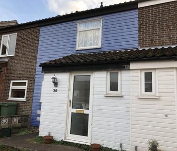 3 bedroom semi-detached house to rent - Photo 1