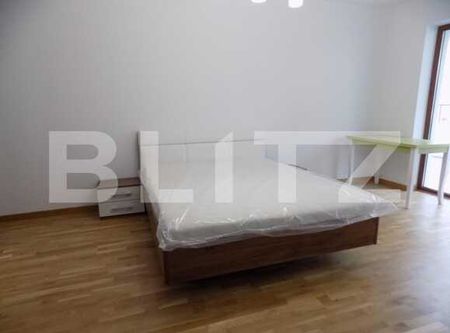 Garsoniera decomandata, 43 mp, prima inchiriere, totul nou, Grand Hotel Italia - Photo 2