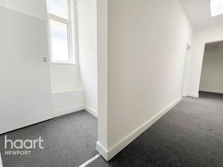 3 bedroom apartment to rent - Photo 3