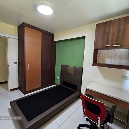 Blk 428A Floral Spring @ Yishun (Yishun), HDB 4 Rooms - For Rent - Photo 2