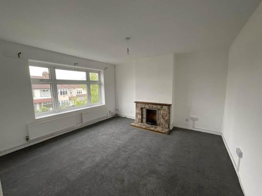 2 bedroom maisonette to rent - Photo 1