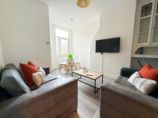 4 bedroom house to rent - Photo 1