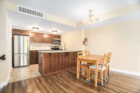 For Lease - 283 Titanium Private Unit# B, Orleans - Convent Glen and Area, Ontario - Photo 3