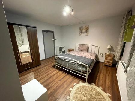 4 bedroom house to rent - Photo 2