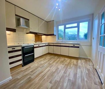 Balls Chase, Halstead, CO9 - Photo 5