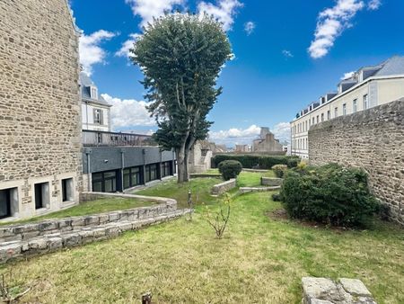 Location Appartement 4 pièces 110m² - Photo 5