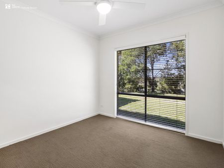 Freshly Renovated 3 Bedroom Duplex with Large Yard - 20 Minutes to Byron - Photo 4