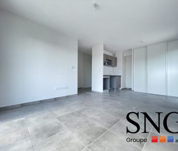 T3 AVEC BALCON ET UN PARKING COUVERT - Photo 5