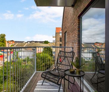 2 værelses bolig med optimal planløsning samt egen terrasse. Modern... - Photo 4