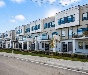 Modern Townhome at Spland - Photo 2