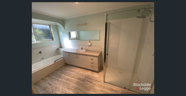 33 Back Beach Road, San Remo, Vic 3925 - Photo 1