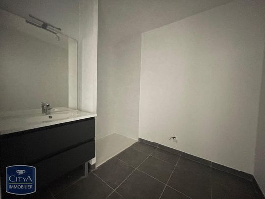 Location Appartement 3 pièces 63m² VILLENEUVE LES AVIGNON 30400 - Photo 1