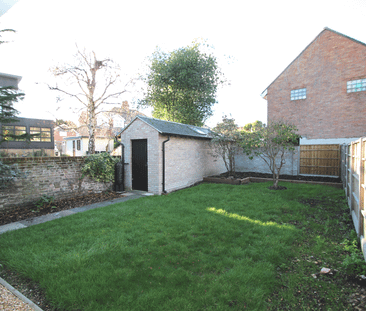 3 bedroom semi-detached house to rent - Photo 4